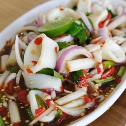 ยำปลาหมึก