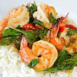 ข้าวกระเพรากุ้ง