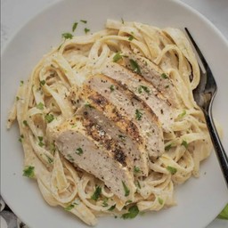 Creamy Alfredo Pasta