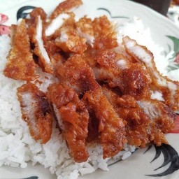 ข้าวหมูทอด+น้ำจิ้มแจ่ว