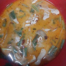 ต้มยำไก่น้ำข้น