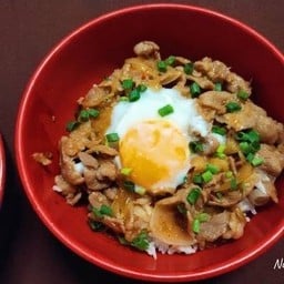 ข้าวหมูเกาหลีไข่ออนเซ็น