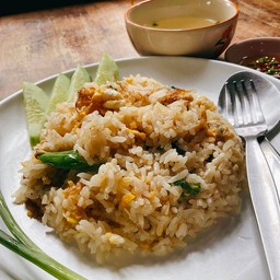 ข้าวผัดทะเล