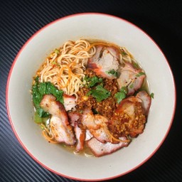 บะหมี่ต้มยำหมูแดง