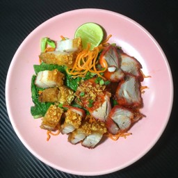 บะหมี่หมูแดง&หมูกรอบ
