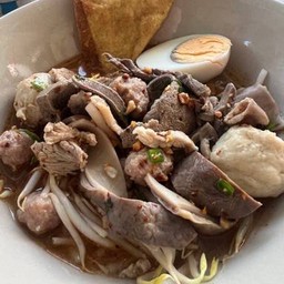 ก๋วยเตี๋ยวต้มยำน้ำใส