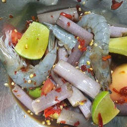 เหลากุ้งสดสายบัว