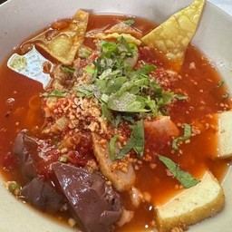 เกาเหลาเย็นตาโฟต้มยำ