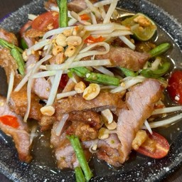 หมูตกครก