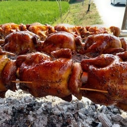 ไก่หมุนหมักน้ำผึ้งสมุนไพร(ทั้งตัว)