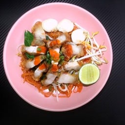 ฟลุ๊คบะหมี่เกี๊ยวร้านคุณลุง หลักสี่สแควร์ (MRT ราชภัฏพระนคร)