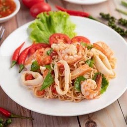 ยำมาม่า