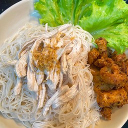 เส้นหมี่ไก่ฉีก สูตรพิเศษ