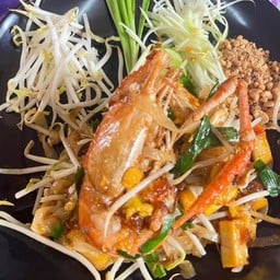 ร้านรีวิวสาขา2 ก๋วยเตี๋ยว ข้าวผัดกระเพรา ผัดไทกุ้งใหญ่ สาขา2