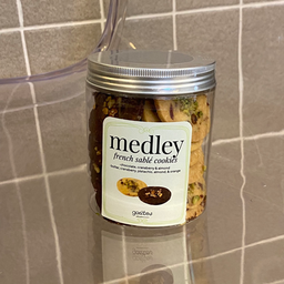 medley french sablé cookies