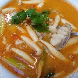 ต้มยำเนื้อปลาเก๋าน้ำขัน