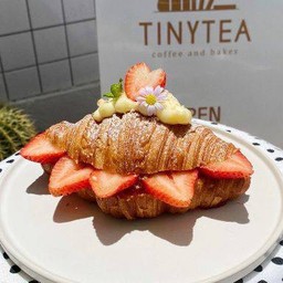 Strawberry cream cheese croissant