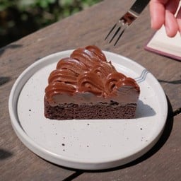 Parisian Chocolate Cake