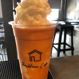 มะพร้าวปั่นชาไทย