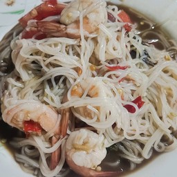 ตำขนมจีนกุ้งลวก