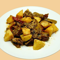 เนื้อน้ำแดงมันฝรั่ง  土豆紅燒牛肉