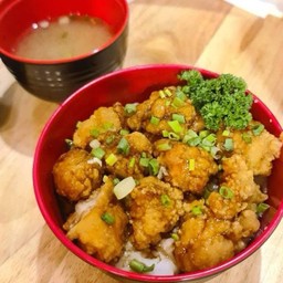 C07-ข้าวหน้าไก่คาราเกะ