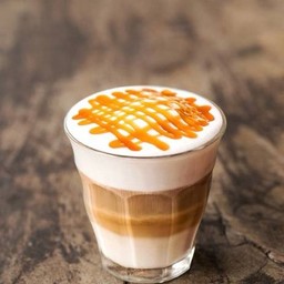 Hot Caramel Macchiato (คาราเมล มัคคีอาโต้ ร้อน)