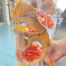 ขนมเบื้องรื่นรมย์ น้องมีตังค์