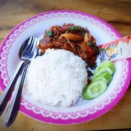 กะเพราขาหมู