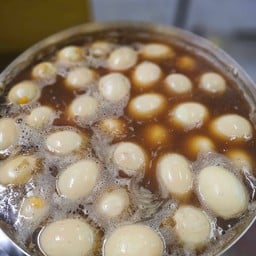 ไข่พะโล้ฟองล่ะ