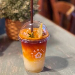 ยูซุ-แบล็คที