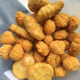 นักเกต5ชิ้น&ไก่ป๊อป12ชิ้น