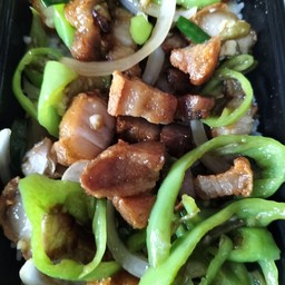 Stir Fried Crispy Pork With Bell Pepper On Rice