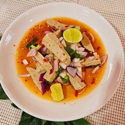 ยำหมูยอ