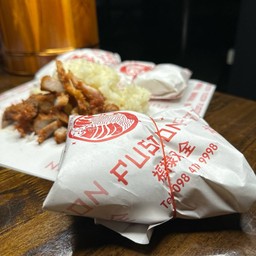 ข้าวเหนียว สามชั้นทอดเกลือ