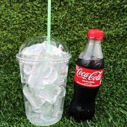 โค้ก 330 มล. + น้ำแข็งแก้วโอ่ง