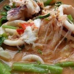 สุกี้น้ำ ปลาหมึก