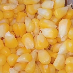 ข้าวโพดคลุกเนยนมข้น