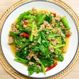 ข้าวคะน้าหมูสับ