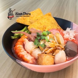 เย็นตาโฟ 🦑
