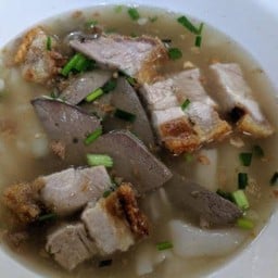 เฮียจั๊ว ก๋วยเตี๋ยวเย็นตาโฟต้มยำ-ต้มเลือดหมู