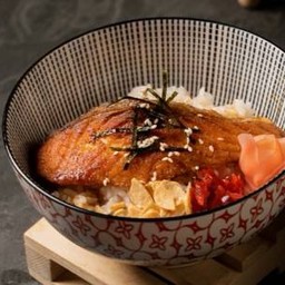 ข้าวหน้าแซลมอนเทอริยากิ (Salmon Teriyaki Don)