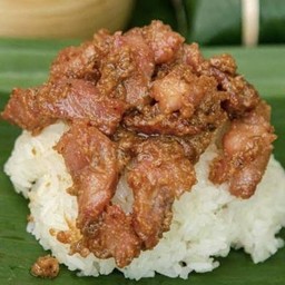 หมูทอดนมสดห่อข้าวเหนียว