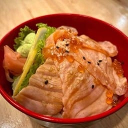 C16-ข้าวหน้าแซลมอนเบิร์น