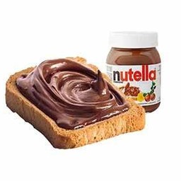 ขนมปังแผ่นปิ้ง นูเทลล่า