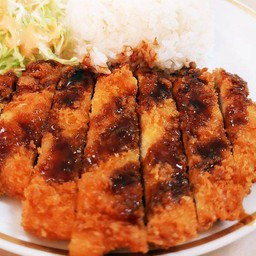 ข้าวหมูทอด ทงคัตซึ