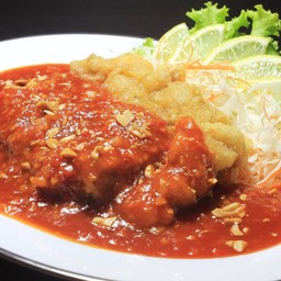 ไก่ทอดกรอบซอสทรงเครื่อง