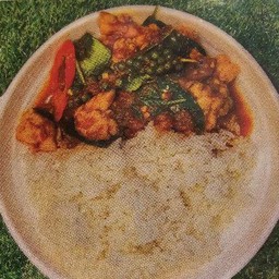 พริกแกงกุ้ง ราดข้าว