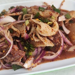 น้ำตกเนื้อตุ๋น