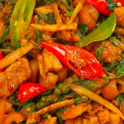 ผัดเผ็ด (ราดข้าว)